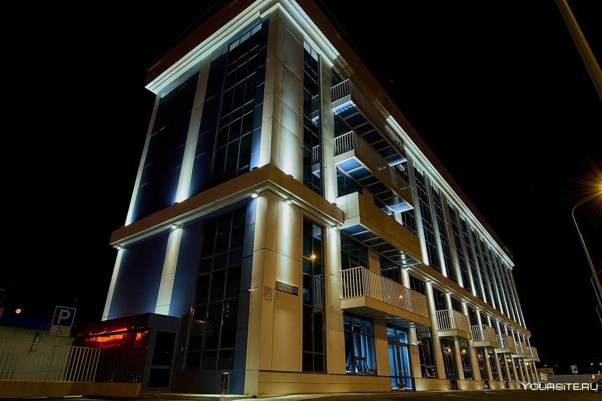 Архитектурная подсветка здания Мади