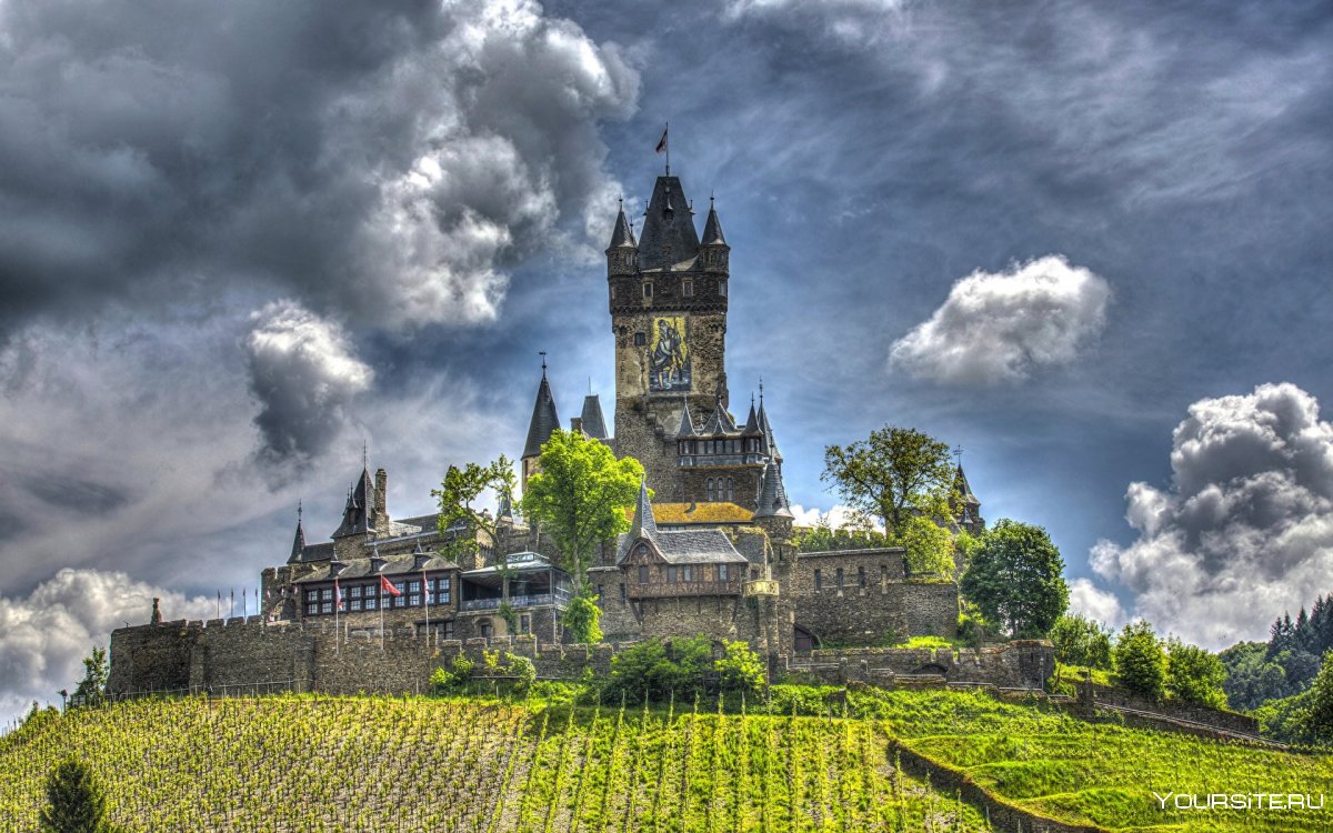 Замок Кохем Германия фото