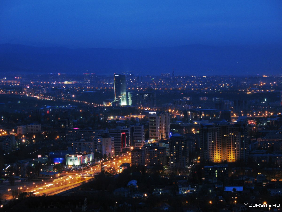 Ночной город Алма-Ата