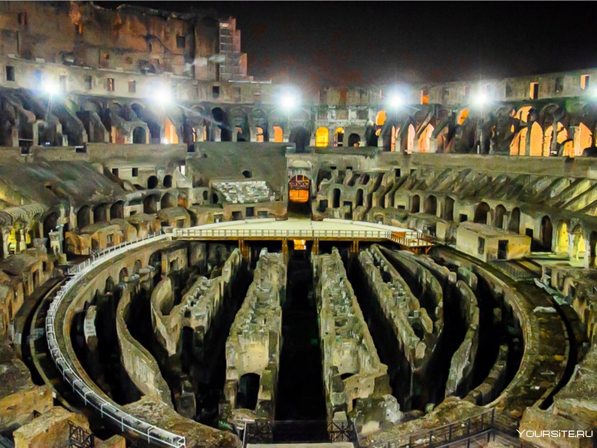 Колизей Арена Рим ночью