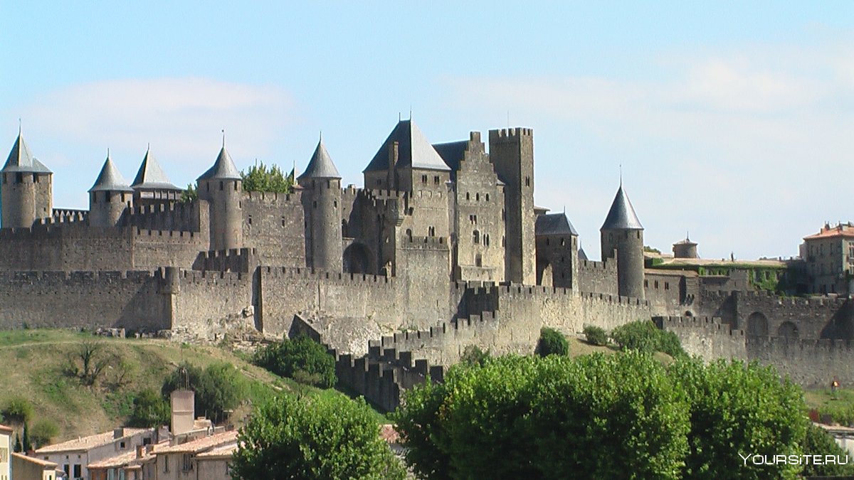 Крепость во франции