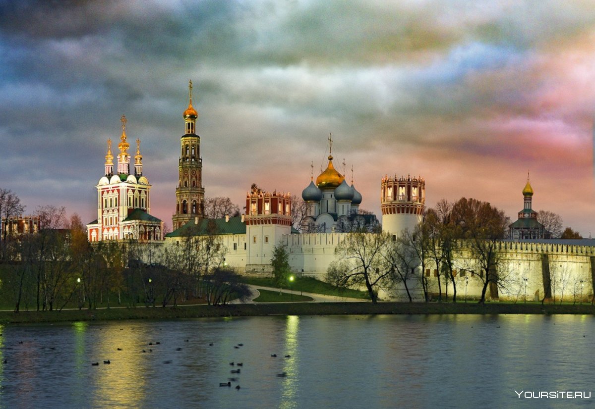 Богородице-Смоленский Новодевичий женский монастырь, Москва