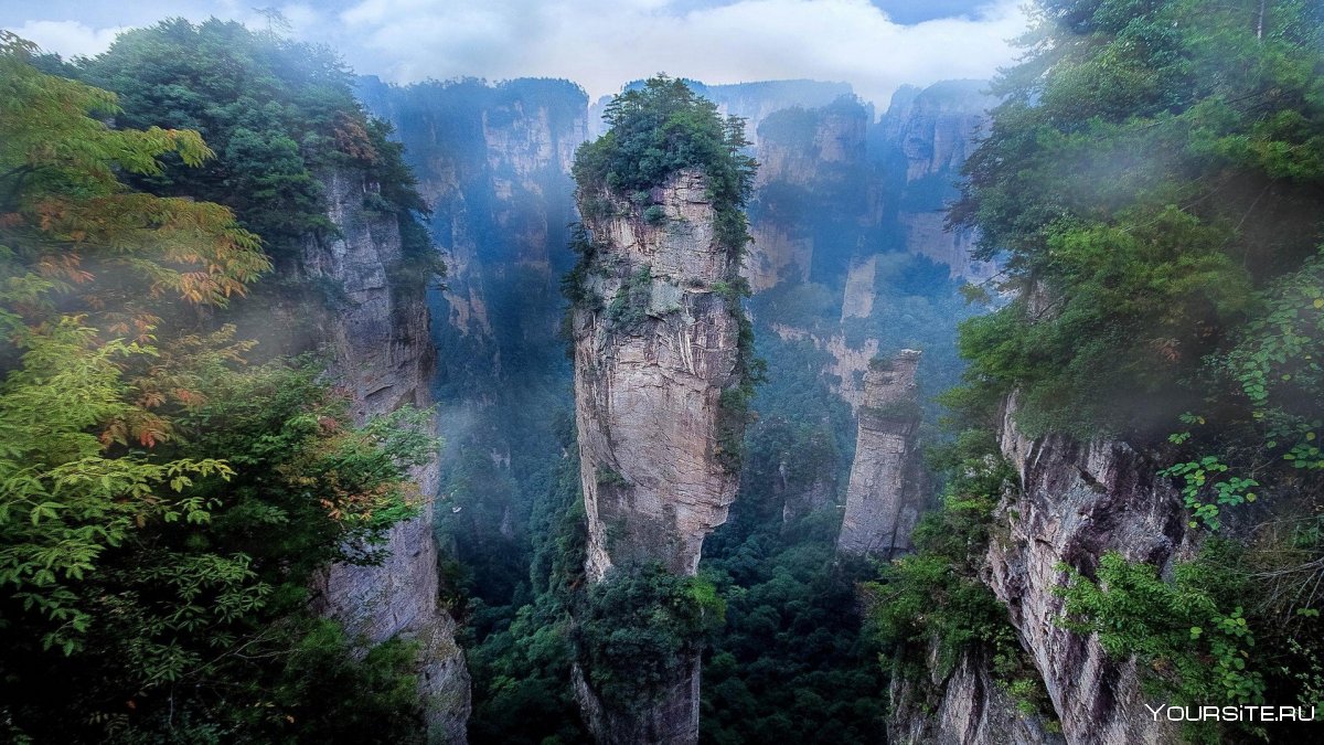 Чжанцзяцзе национальный Лесной парк