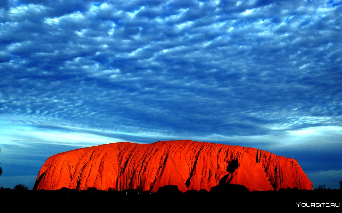 Красная скала Айерс-рок Австралия