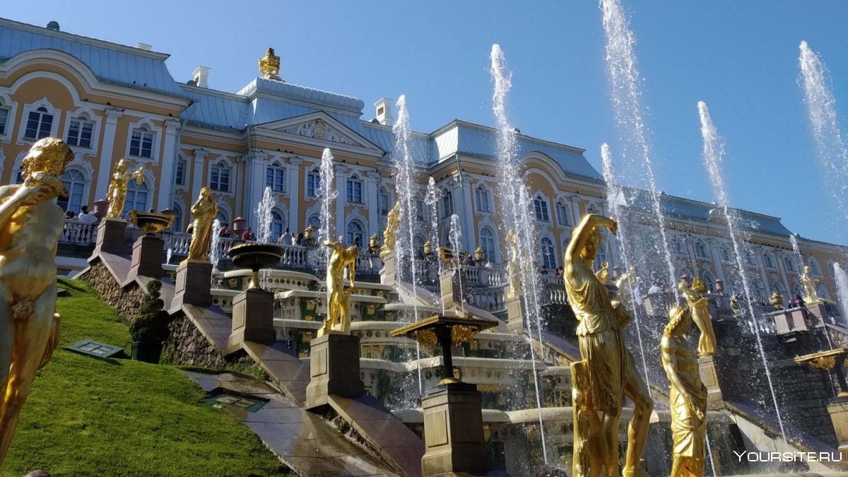 Петергоф большой Петергофский дворец с верхнего парка