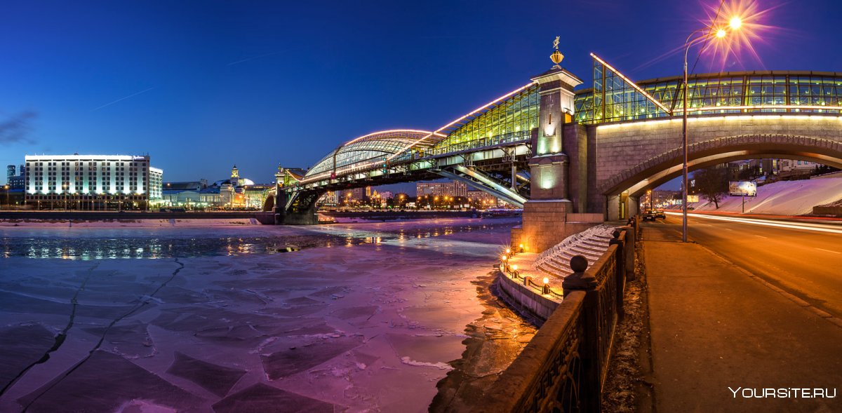 Стеклянный мост Богдана Хмельницкого Москва