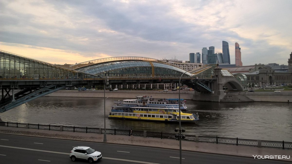 Пешеходный мост Богдана Хмельницкого