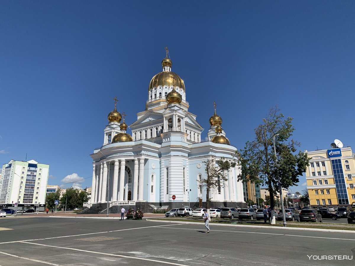 Собор Святого Феодора Ушакова внутри