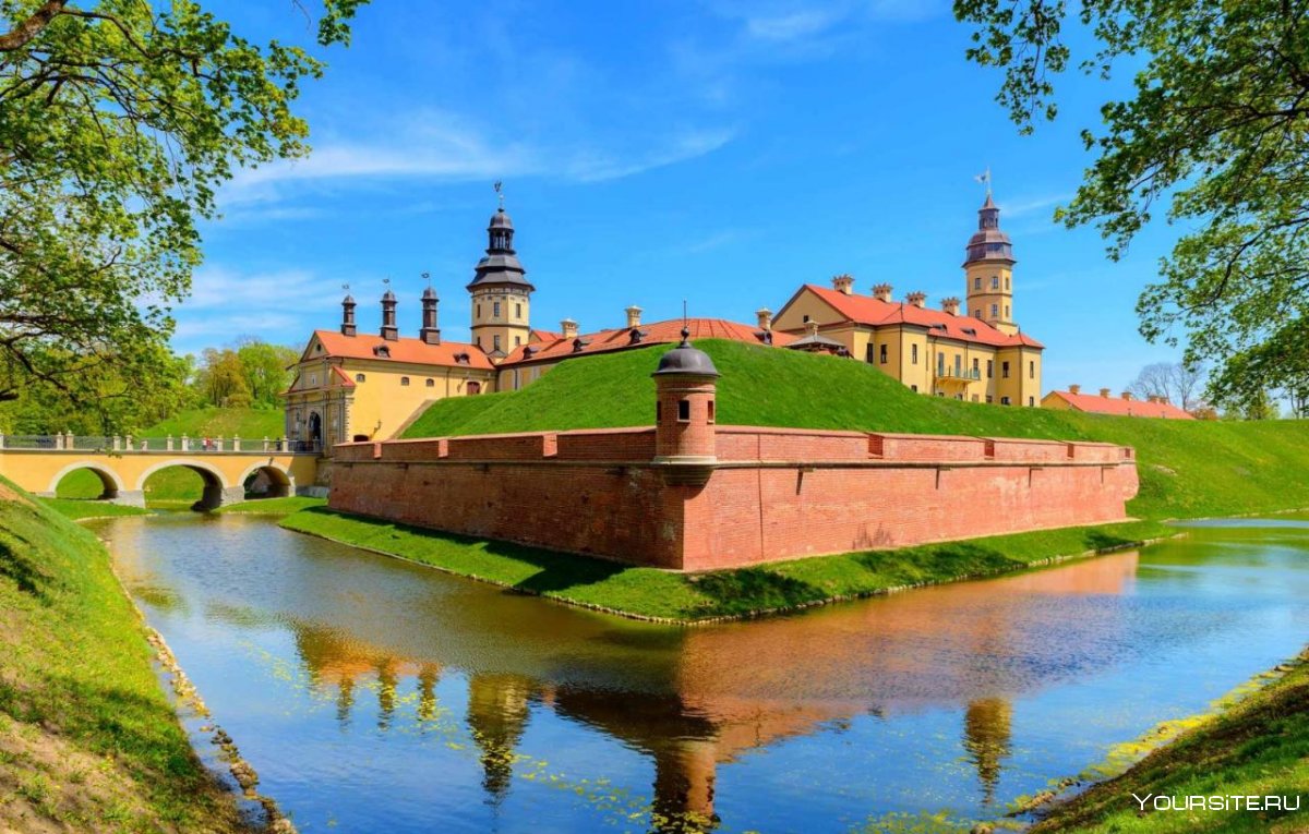 Несвижский замок в Белоруссии отель
