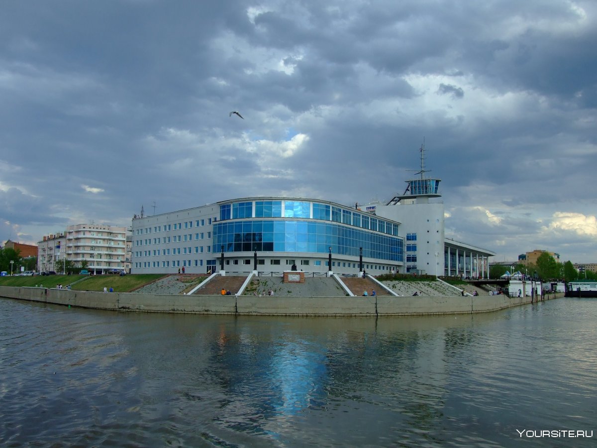 Речной вокзал Омский Речной порт