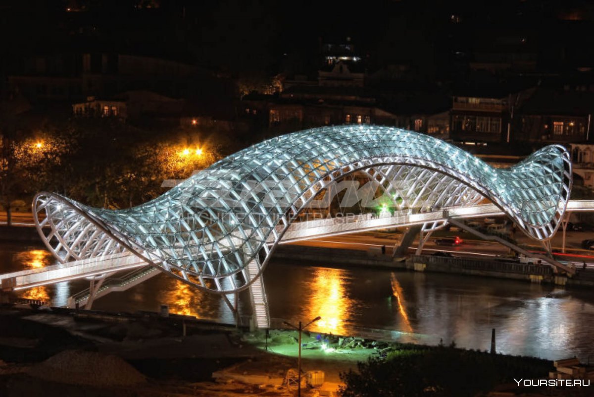 Грузия достопримечательности мост Тбилиси