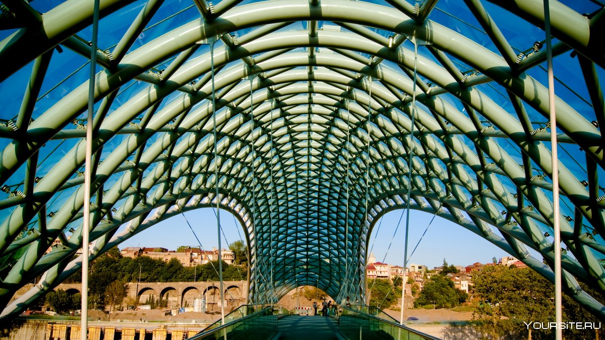Мост мира, Тбилиси, 2010