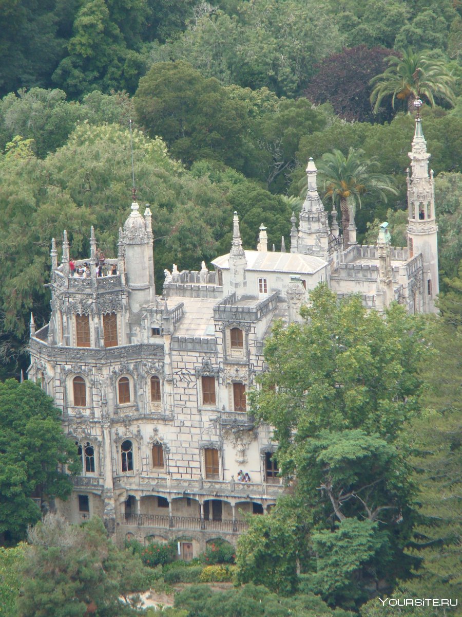Дворец пена Синтра Португалия 1838 г