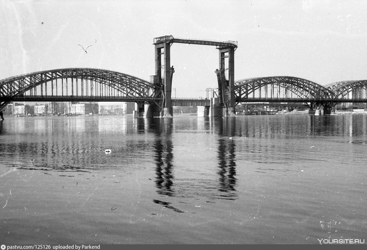 Финляндский мост в Санкт-Петербурге 1980