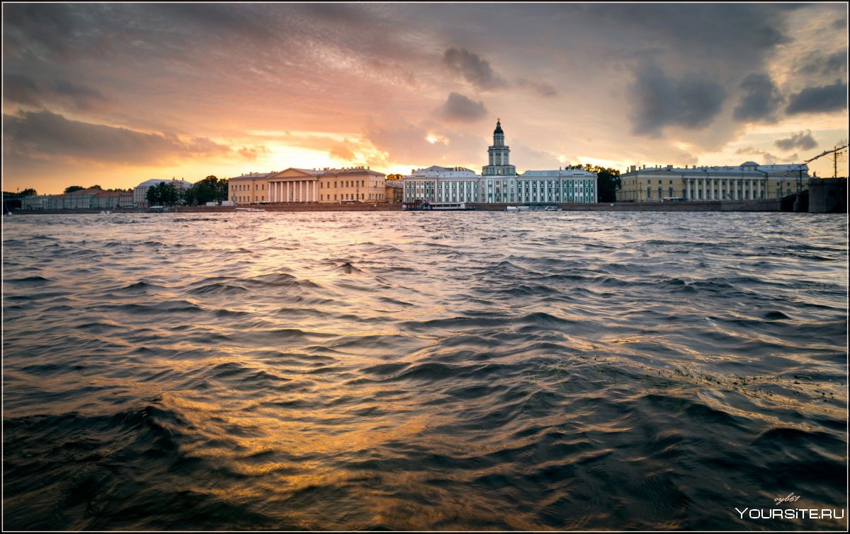 Большая Нева в Санкт-Петербурге