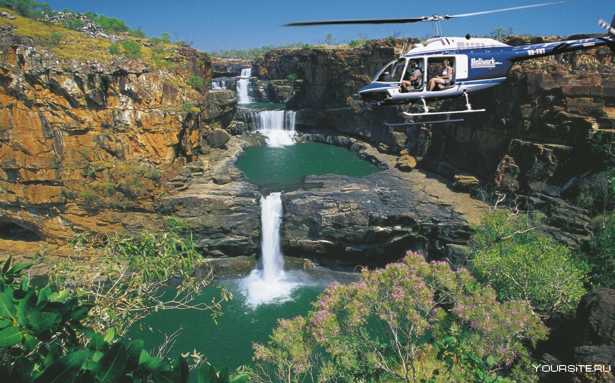 Водопад водопад Митчелл в Австралии