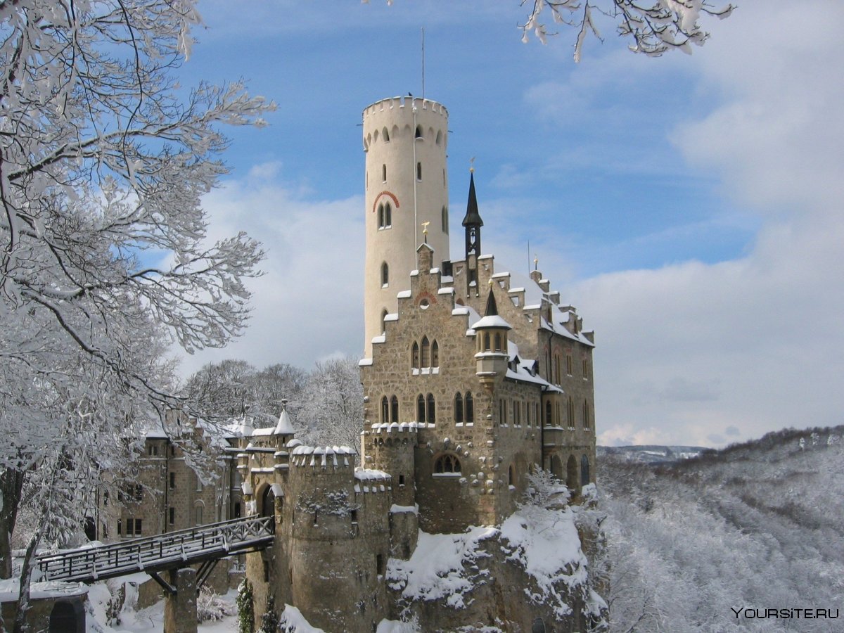 Лихтенштайн замок в Германии зимой