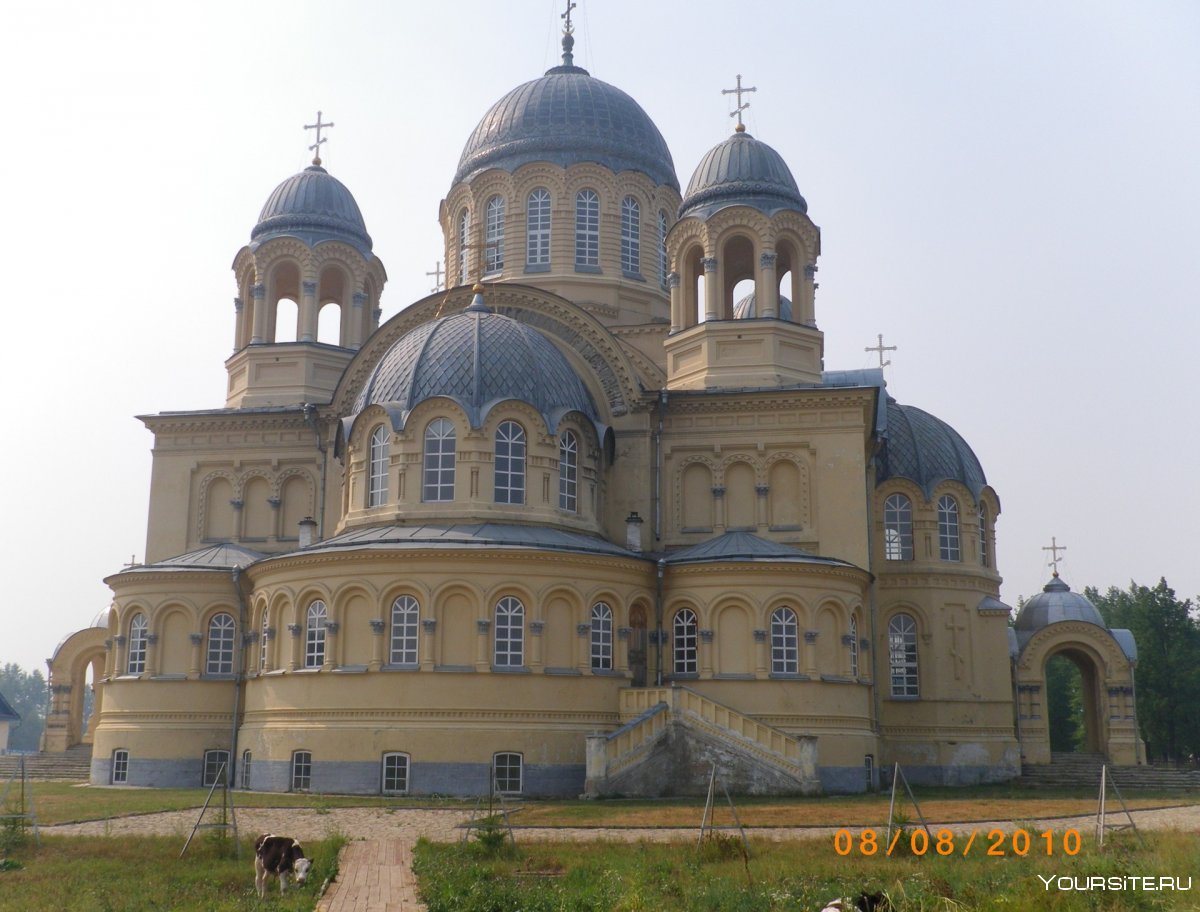 Крестовоздвиженский собор Свято-Николаевского монастыря