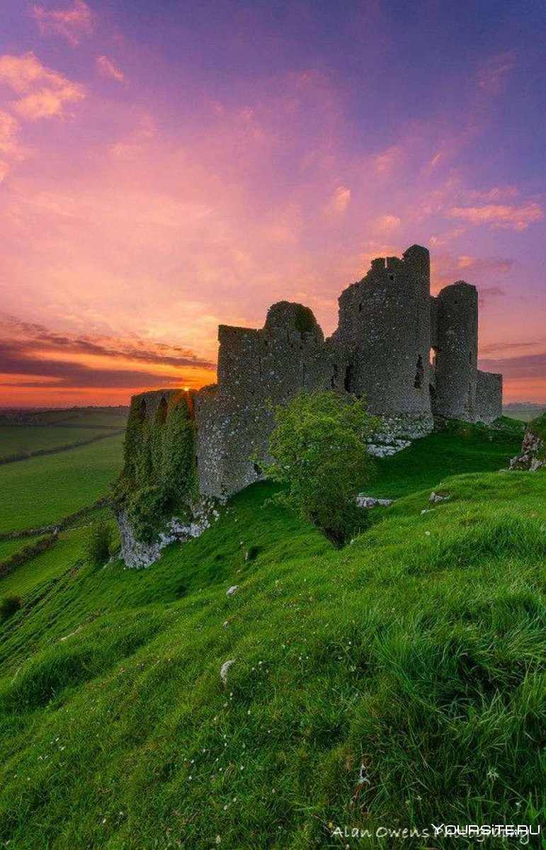 Ирландия замок Рэйвена