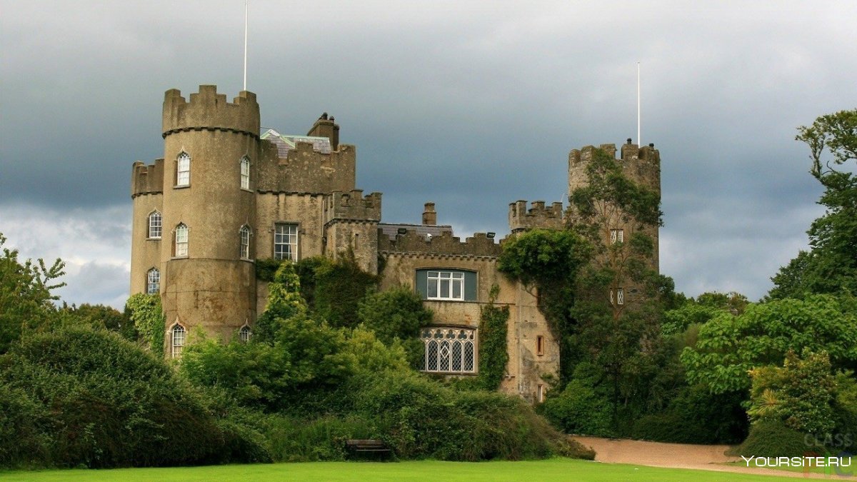 Замок Энии в Киллини, графство Дублин