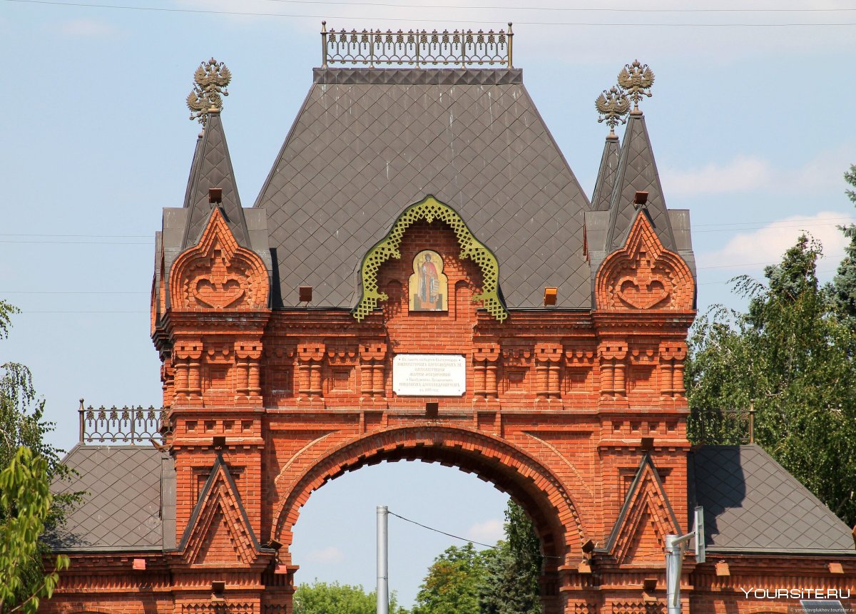 Бирюсинский залив царские ворота