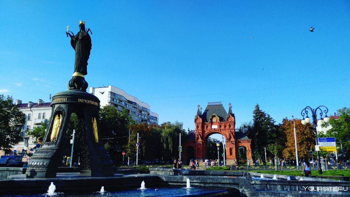 Памятник великомученице Екатерине в Краснодаре