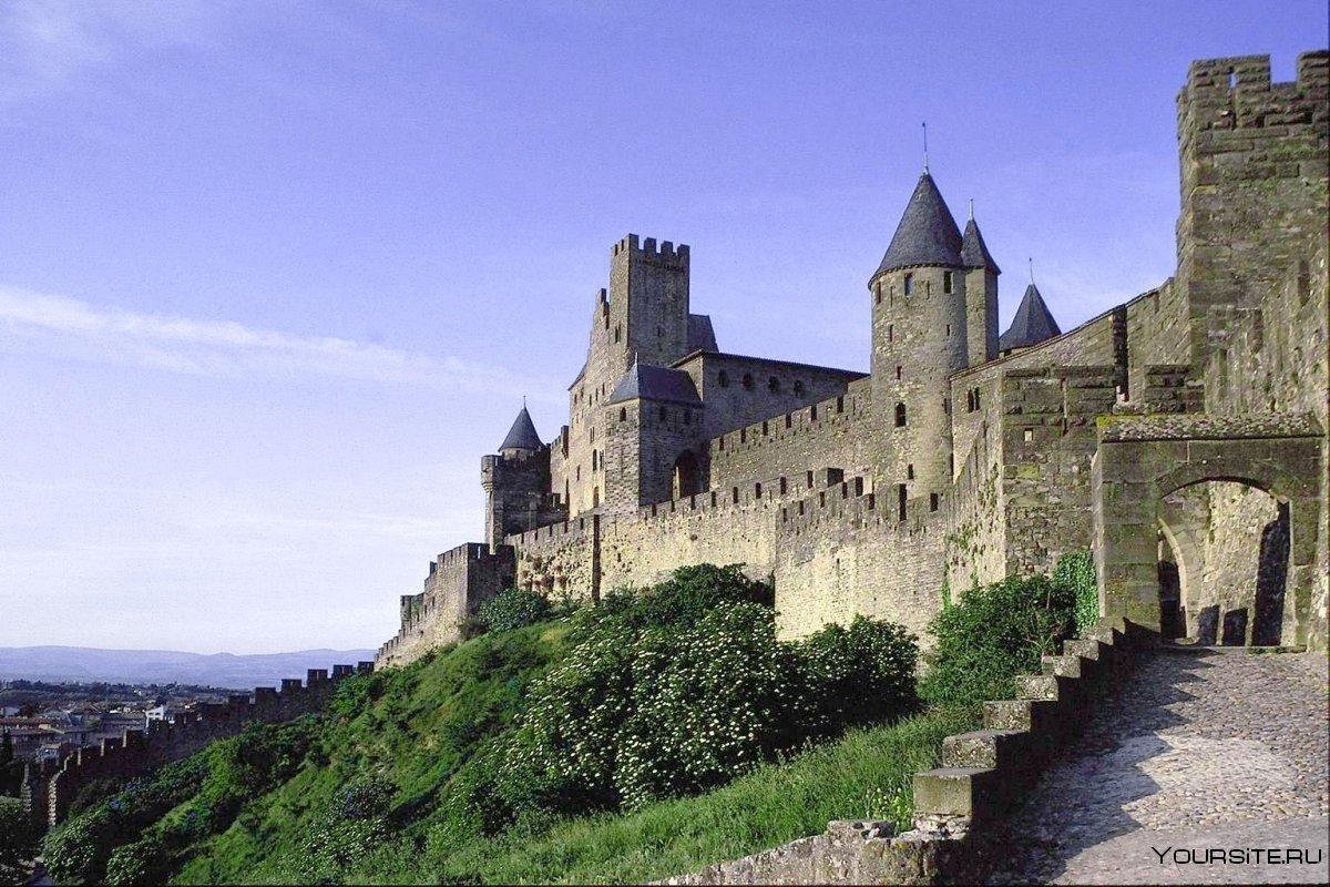 Каркасонская крепость Франция город