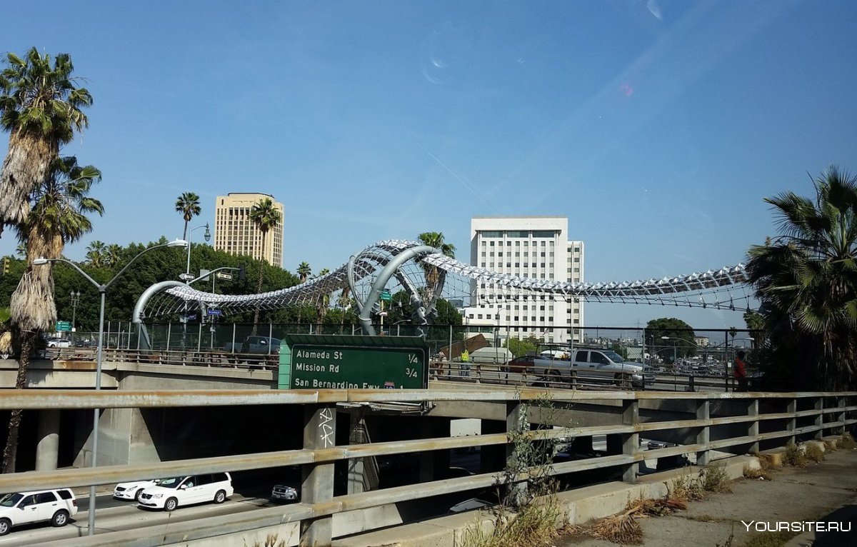Мост в Лос Анджелесе