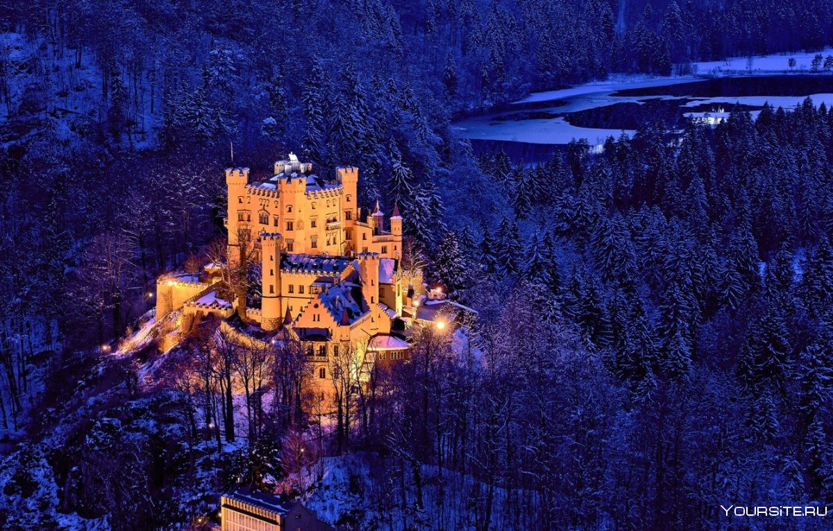 Замок Нойшванштайн, Хоэншвангау, Бавария, Германия