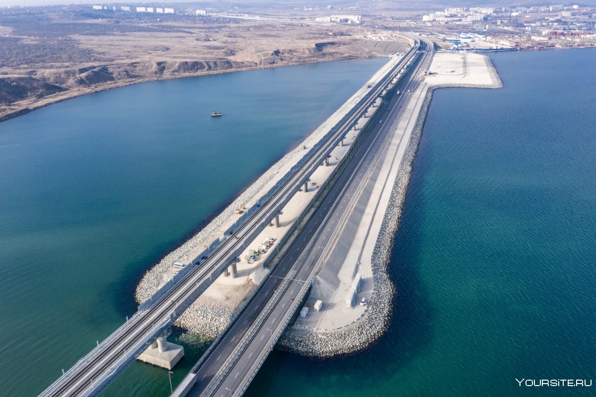 Стройка Керченского моста опоры