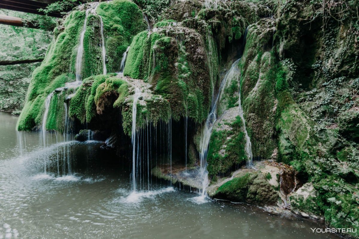 Румынский водопад Бигар