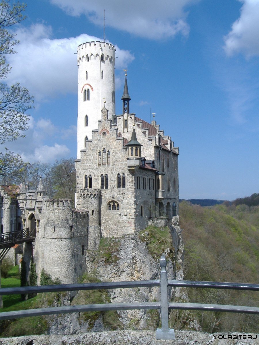 Замок Лихтенштайн Баден-Вюртемберг Германия