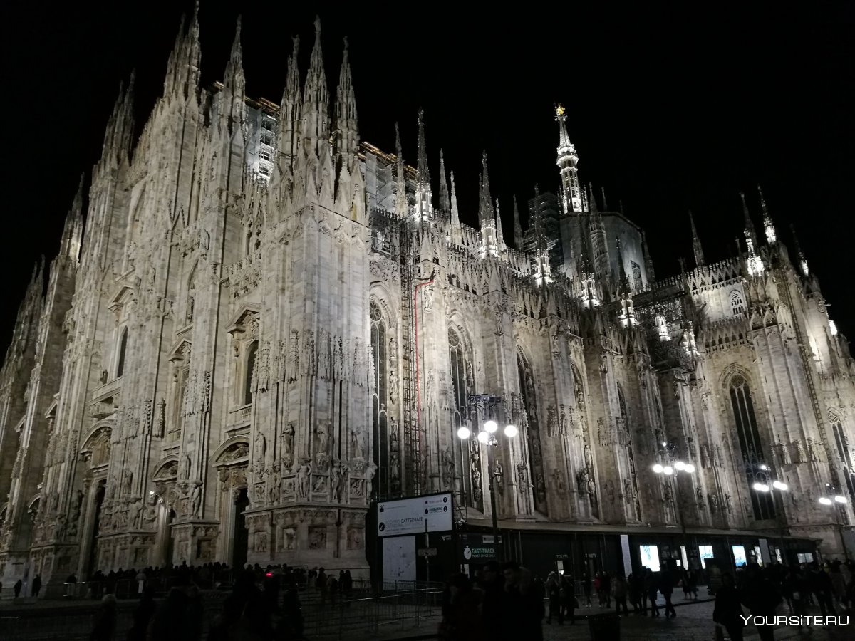 Пламенеющая Готика Миланский собор