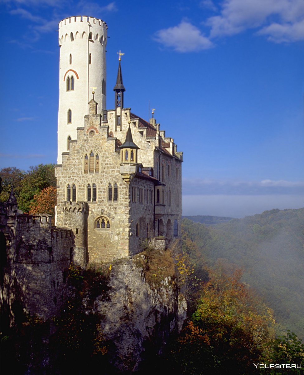 Замок Нойшванштайн Лихтенштейн