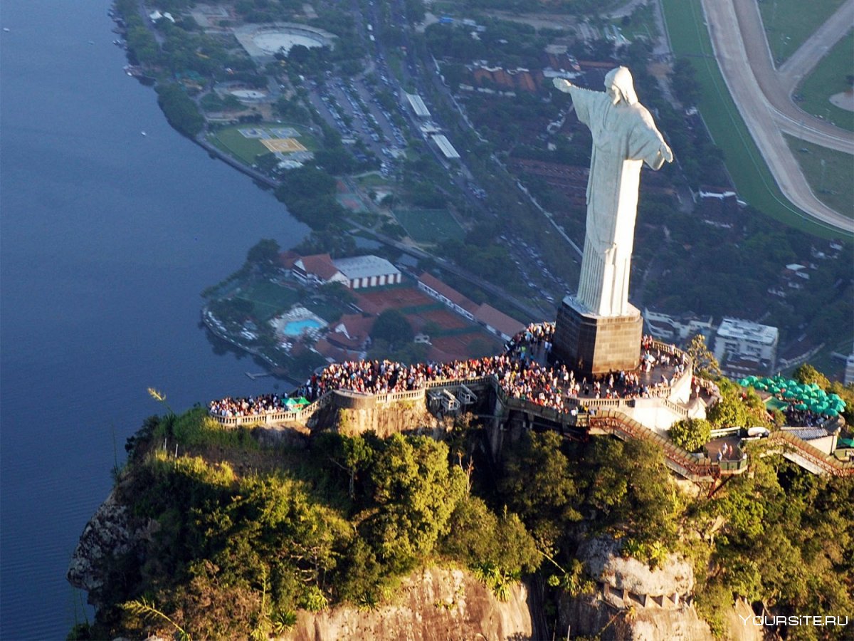 Памятник Рио де Жанейро Иисусу