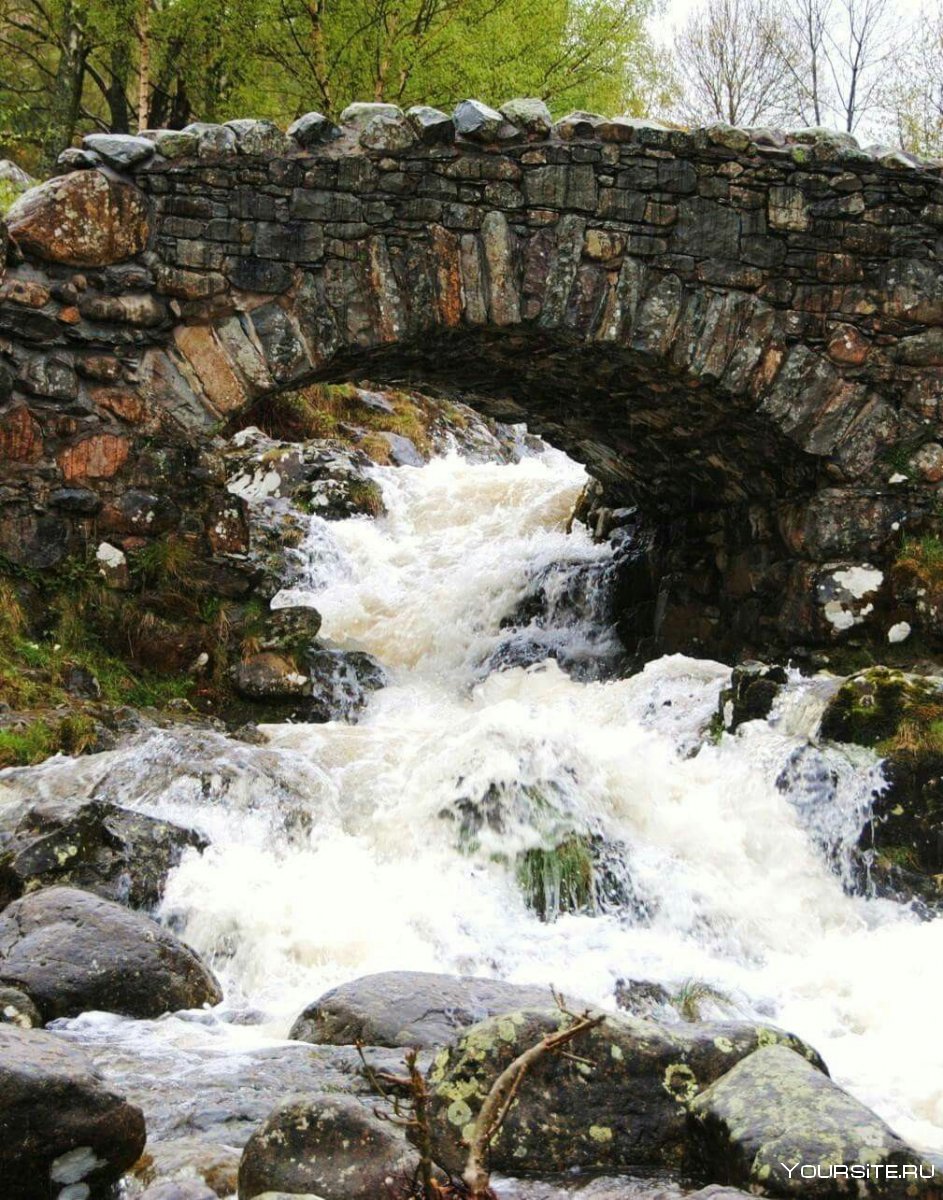 Водопад каменный мост
