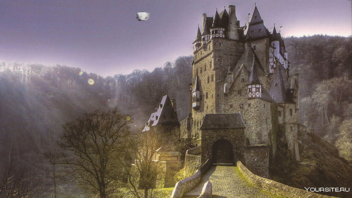 Замок Эльц мрачный