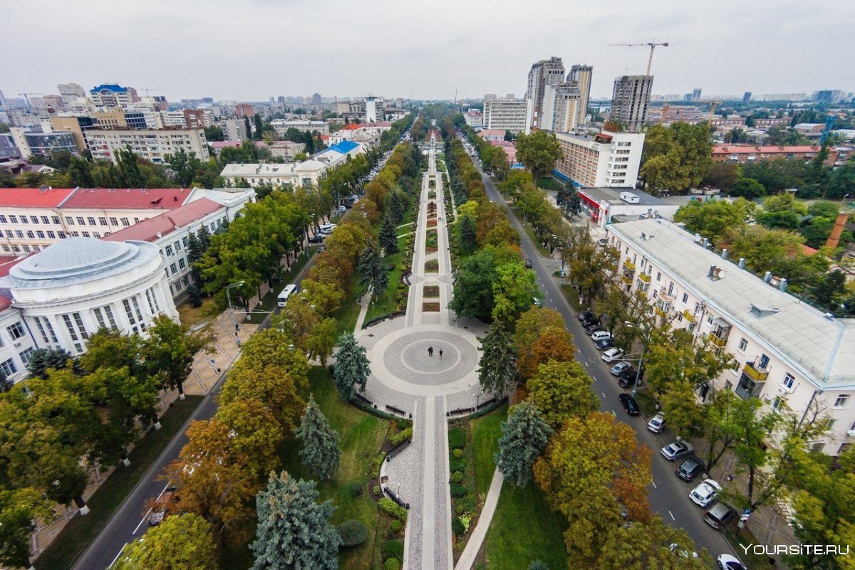 Памятники на улице красной в Краснодаре