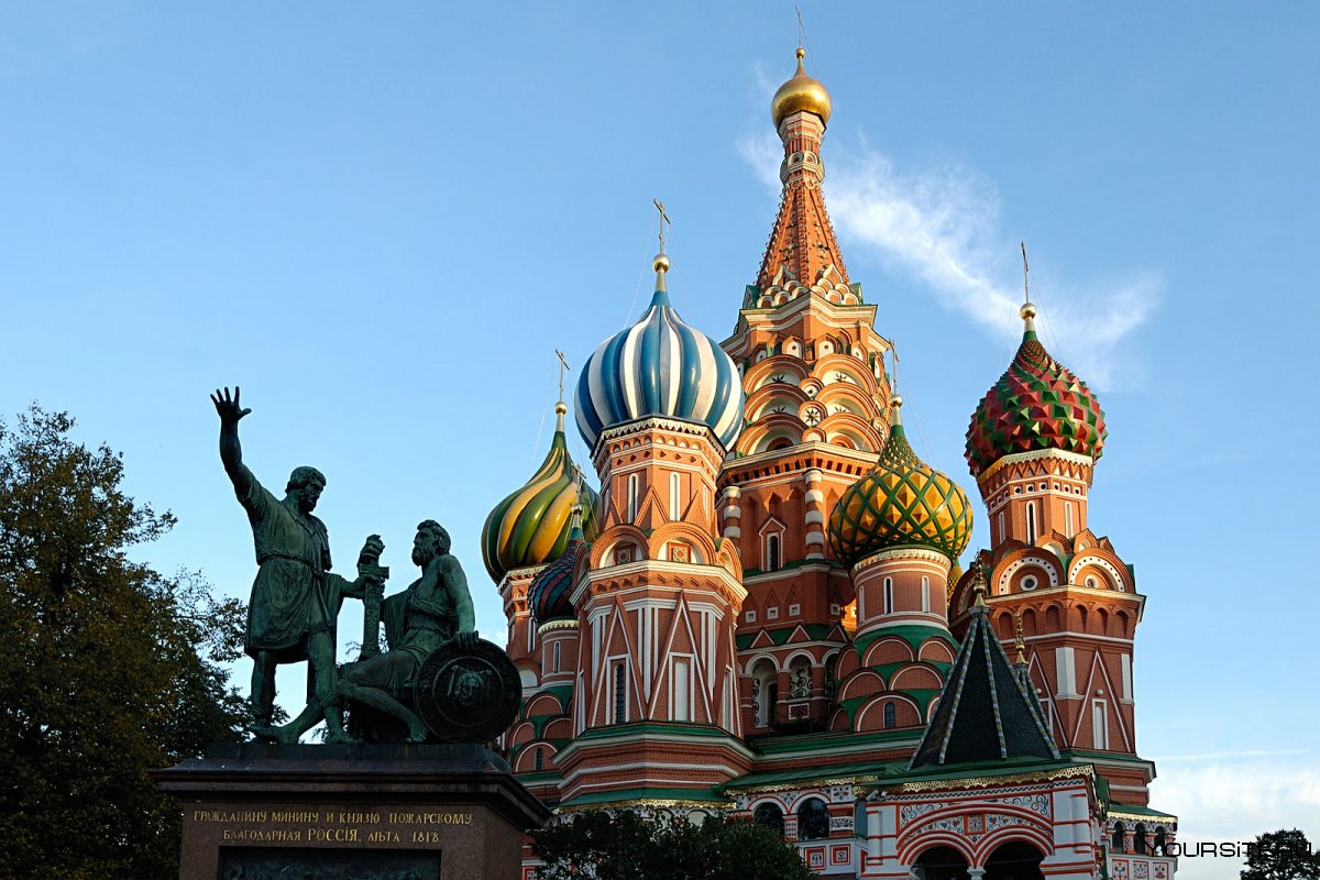 Храм Василию блаженному в Москве