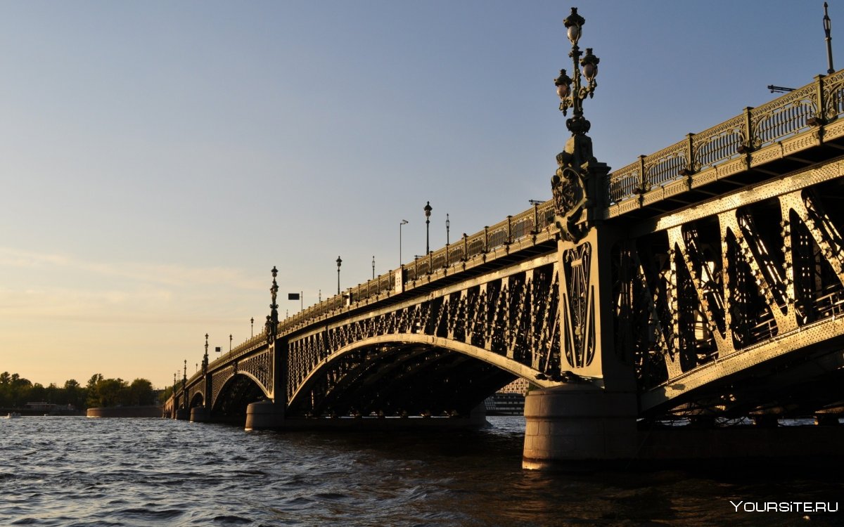 Петербургский мост разводной