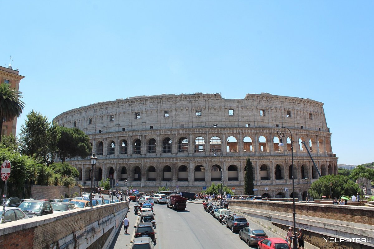 Амфитеатр в Риме