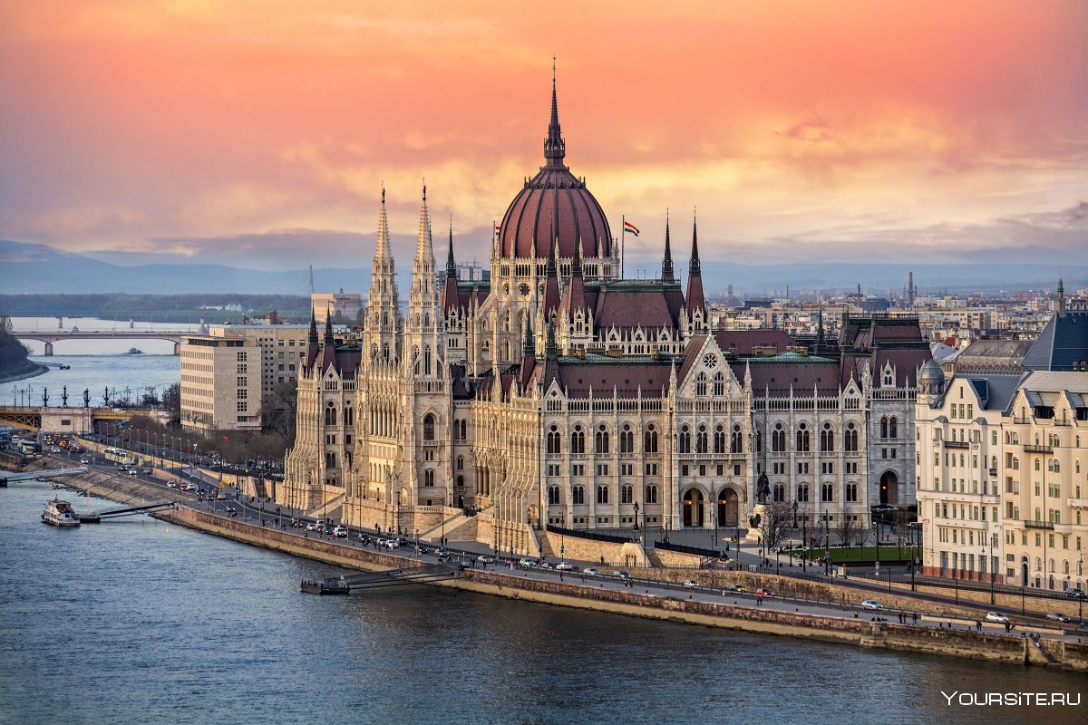 Будапешт парламент на Дунае