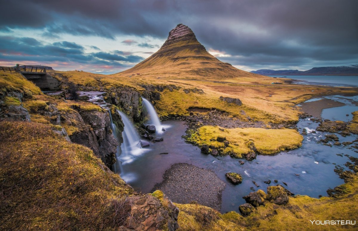 Исландия гора Киркьюфелл
