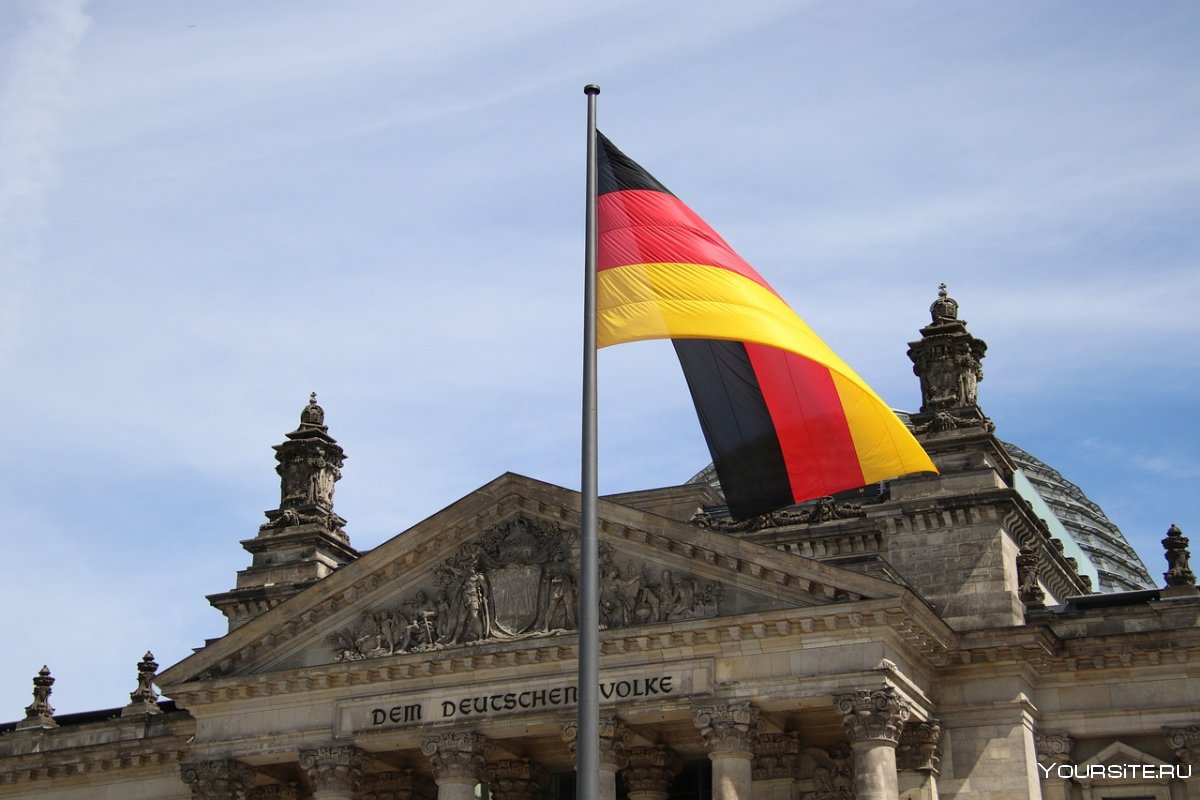 Германия достопримечательности с флагом