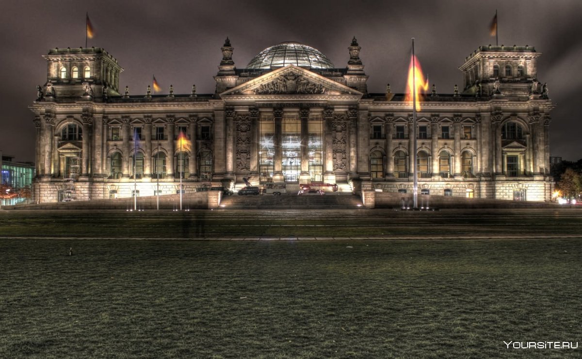 Reichstag Berlin ночью