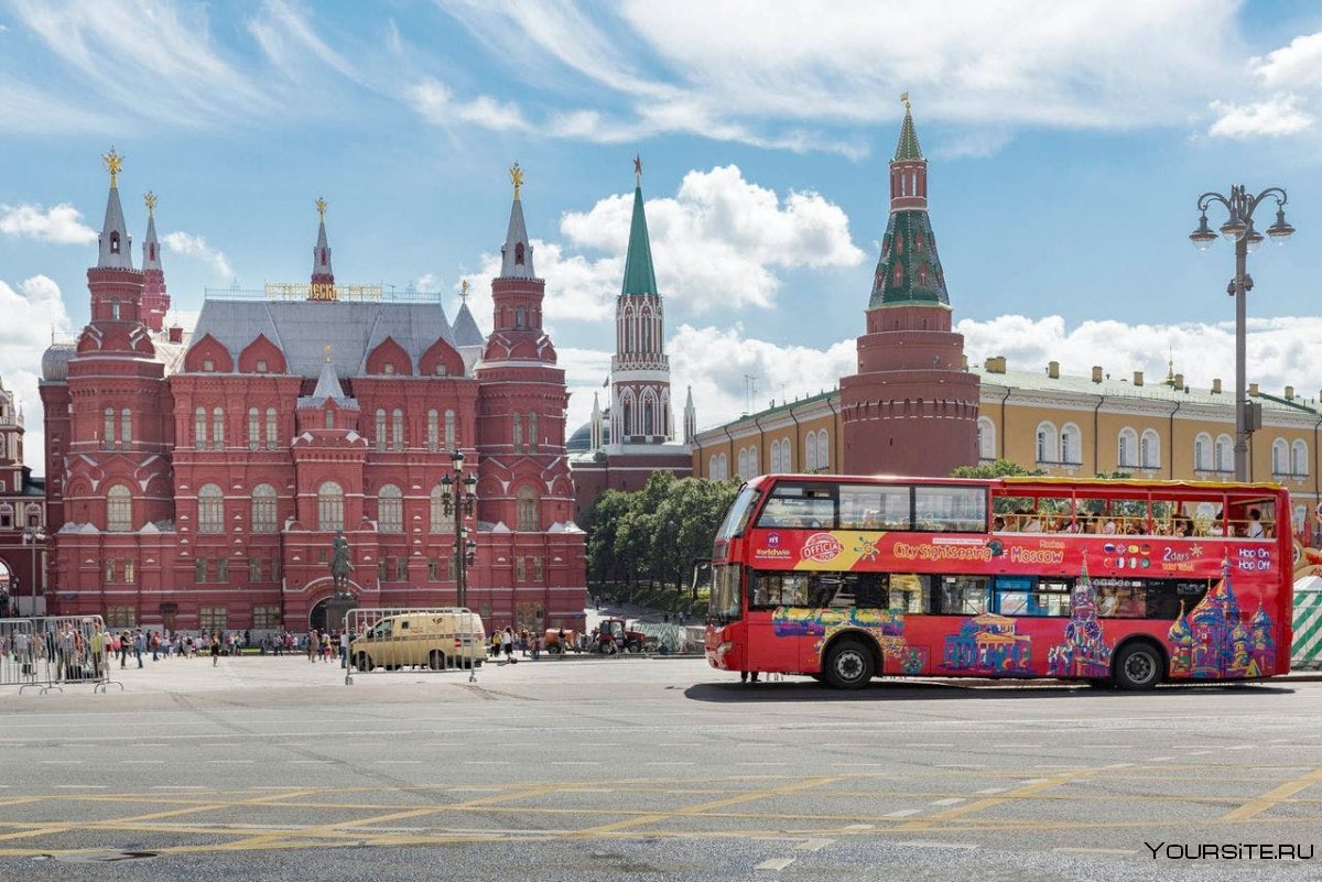 Автобус City Sightseeing Russia