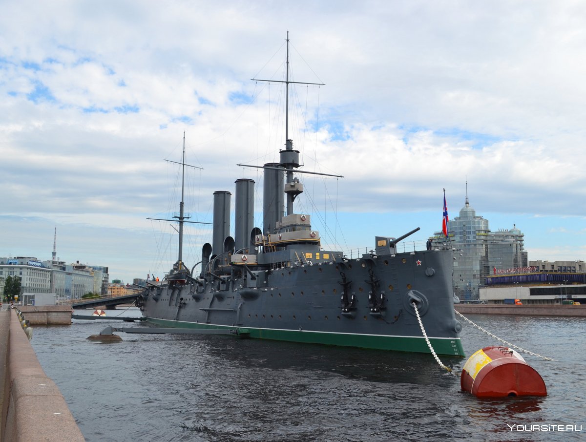 Крейсер Аврора в Санкт-Петербурге