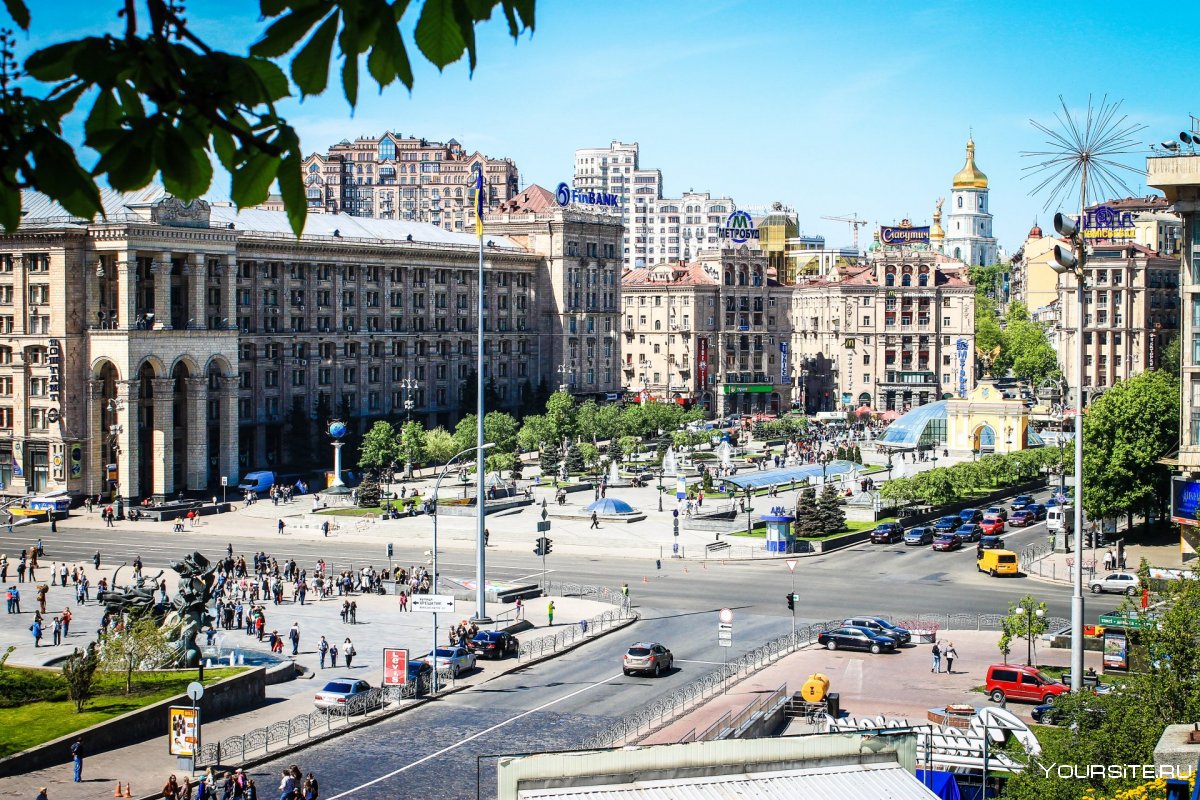 Площадь независимости Киев