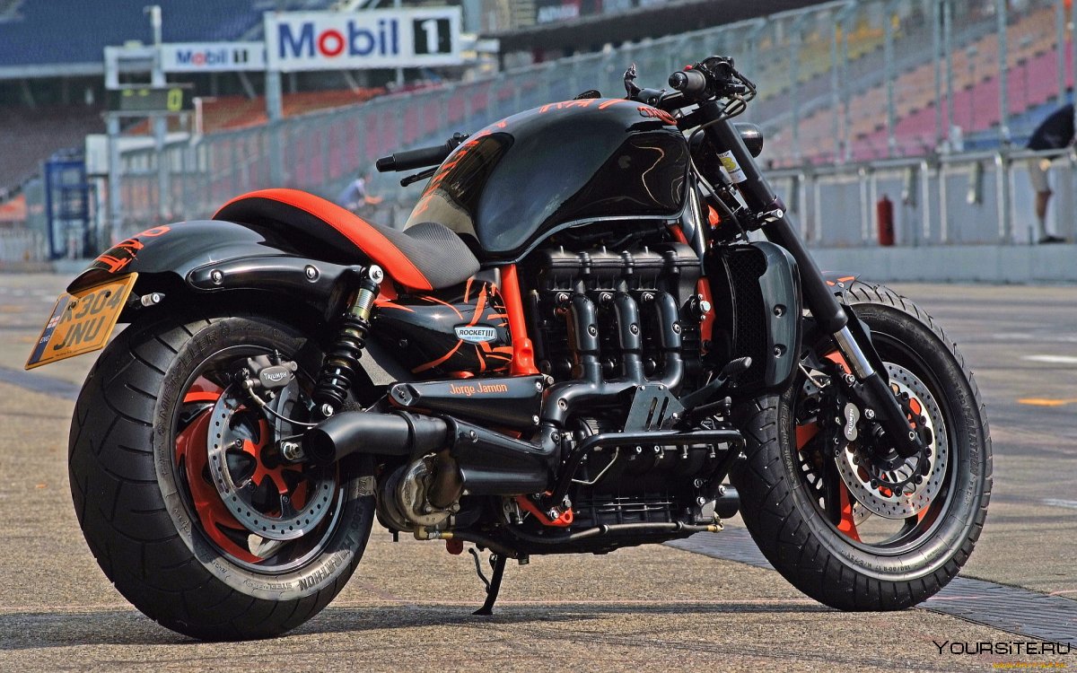 Triumph Rocket III