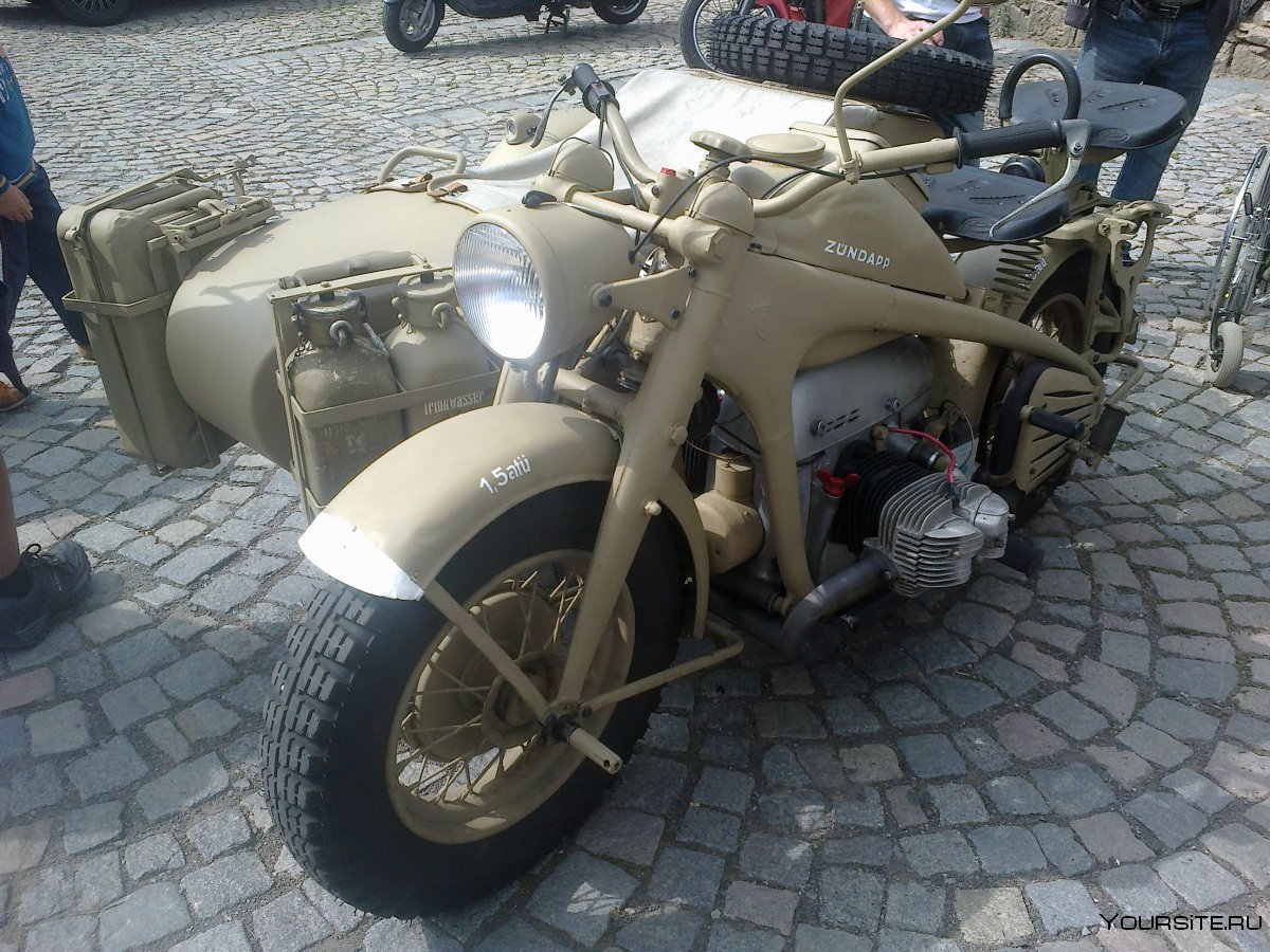 Мотоцикл Zundapp k800
